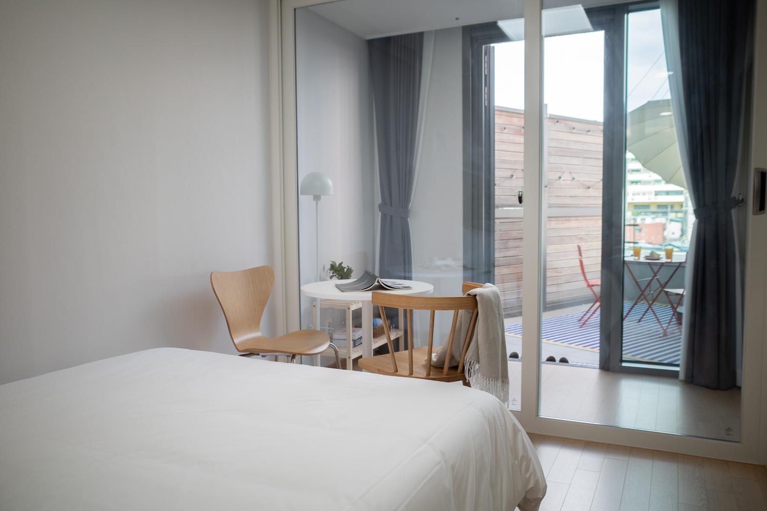 Urbanstay Myeongdong Сеул Экстерьер фото