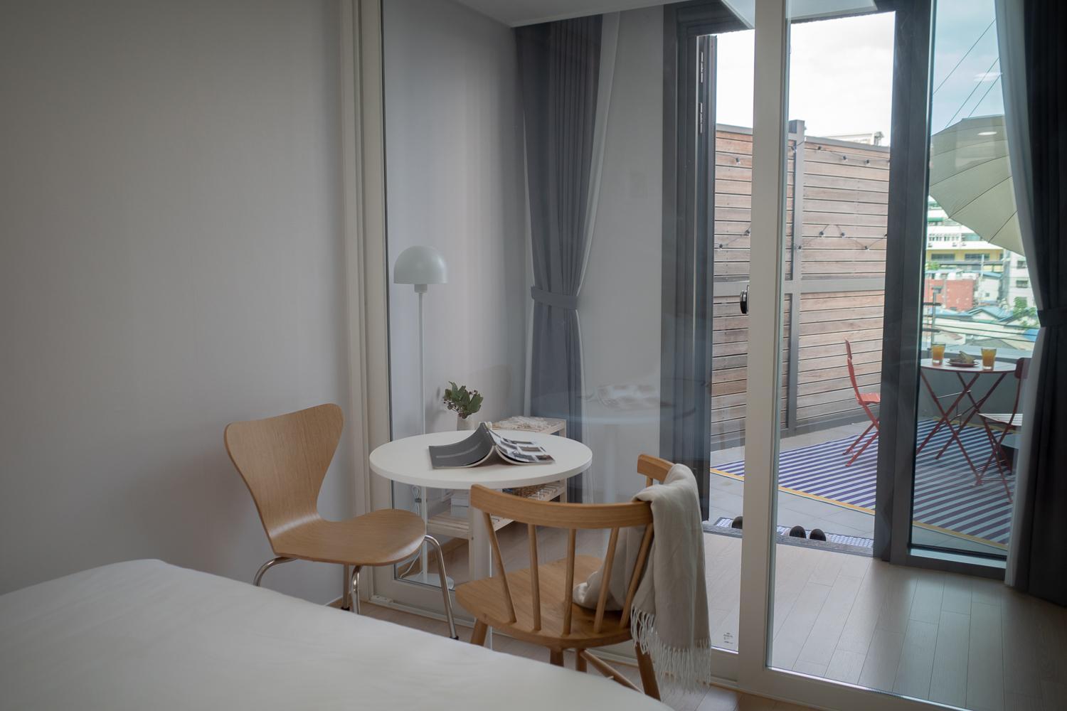 Urbanstay Myeongdong Сеул Экстерьер фото