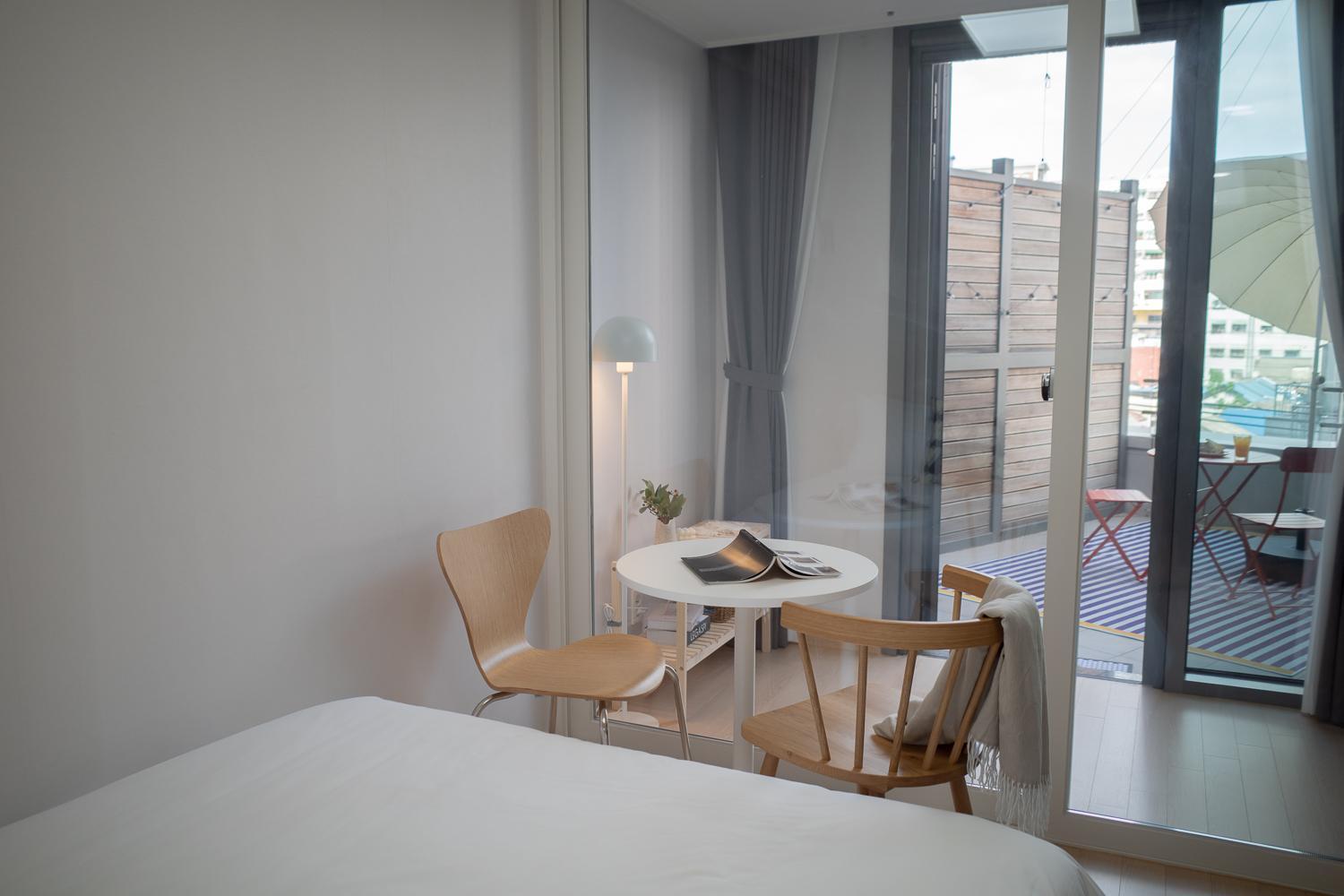Urbanstay Myeongdong Сеул Экстерьер фото