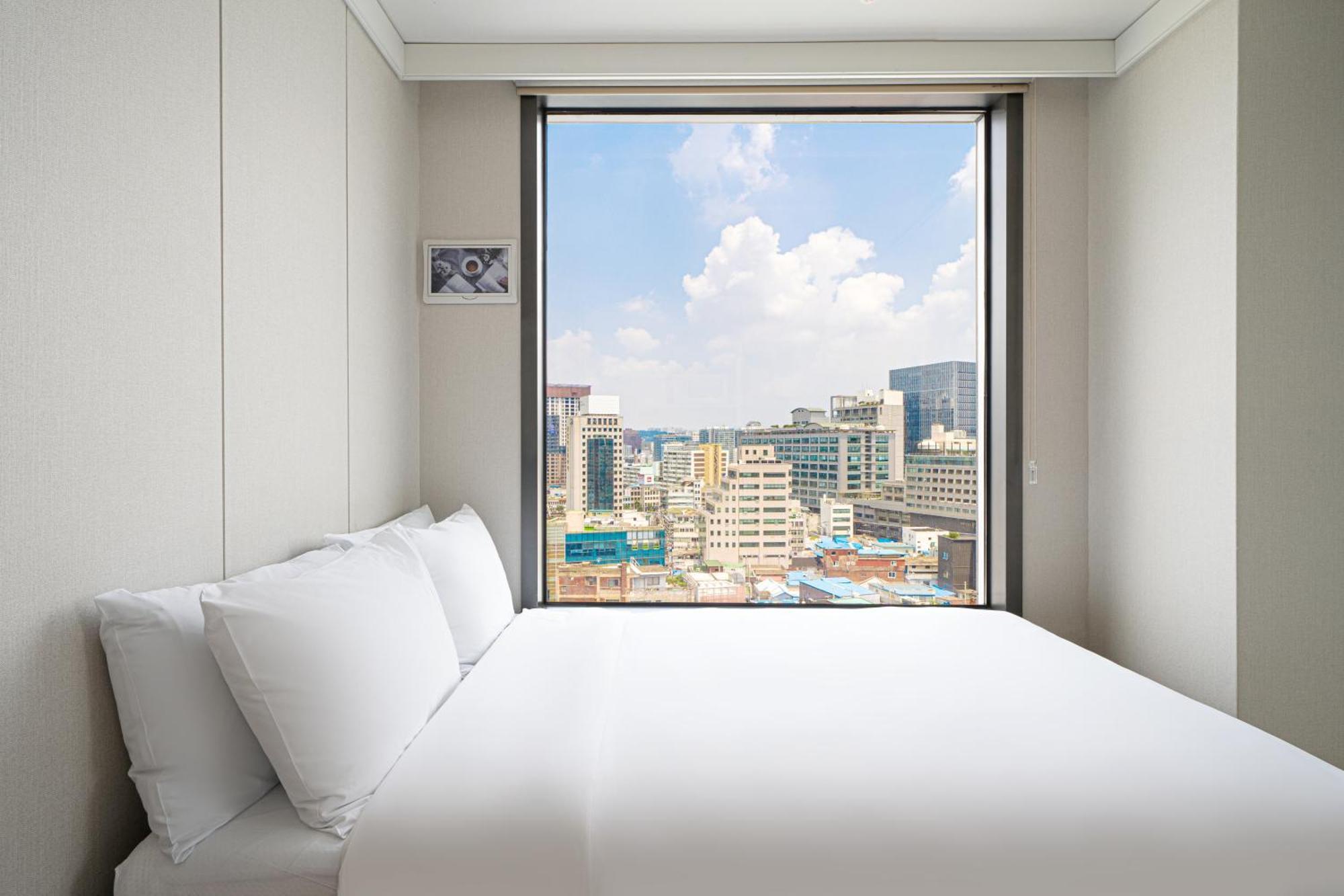 Urbanstay Myeongdong Сеул Экстерьер фото