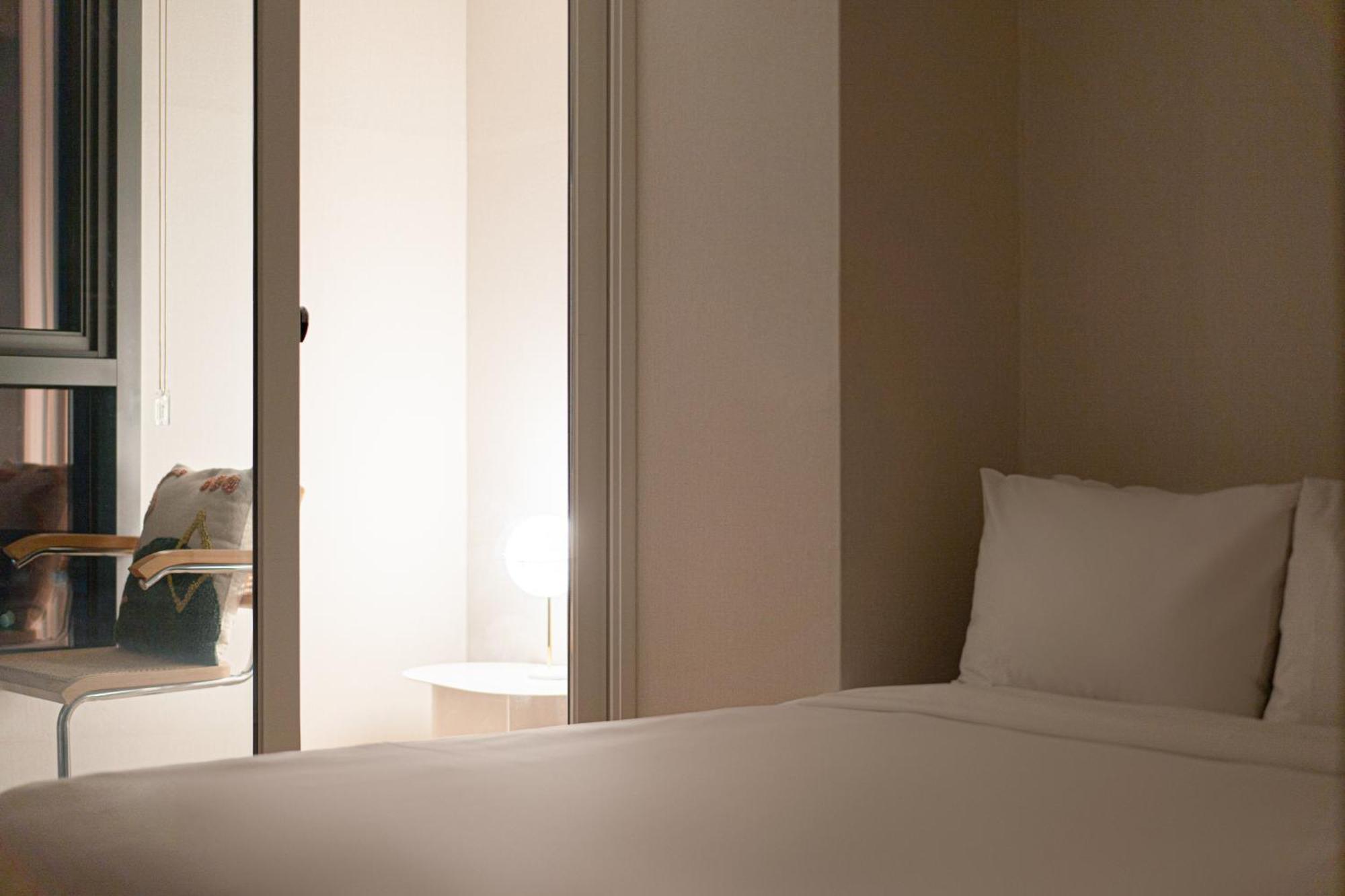 Urbanstay Myeongdong Сеул Экстерьер фото
