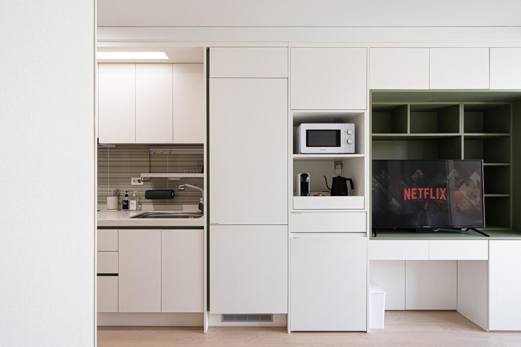 Urbanstay Myeongdong Сеул Экстерьер фото